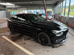 Schwarz Gebraucht 2017 BMW 330 Advantage Coupé | 22.900 € (Fairer Preis)