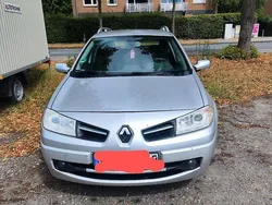 Grau Gebraucht 2008 Renault Mégane GrandTour Exception Kombi | 1.900 € (Etwas zu teuer)