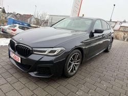 Carbonschwarz Gebraucht 2022 BMW 545e M Sport Limousine | 28.990 € (Fairer Preis)