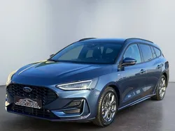 Blau Gebraucht 2024 Ford Focus ST-Line Kombi | 28.018 € (Fairer Preis)