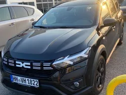 Schwarz Gebraucht 2023 Dacia Jogger Essentiel Kombi | 18.000 € (Fairer Preis)