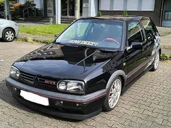 Schwarz Gebraucht 1997 VW Golf III Edition Kleinwagen | 2.600 €