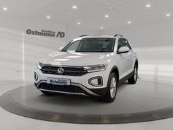 Pure white Gebraucht 2024 VW T-Roc Life SUV | 21.401 € (Guter Preis)