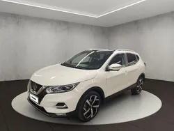 Brilliant white (m) Gebraucht 2021 Nissan Qashqai Akari SUV | 22.350 € (Fairer Preis)