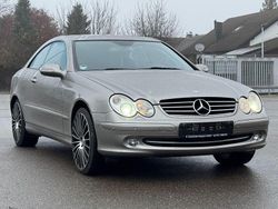 Silber Gebraucht 2005 Mercedes CLK320 Avantgarde Coupé | 7.890 € (Fairer Preis)