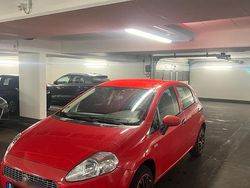 Rot Gebraucht 2009 Fiat Grande Punto Kleinwagen | 1.850 € (Fairer Preis)