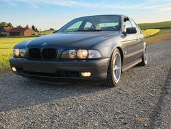 Grau Gebraucht 1997 BMW 528 Limousine | 2.500 € (Etwas zu teuer)