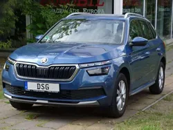 Titan blue metallic (9... Gebraucht 2021 Skoda Kamiq Style SUV | 19.180 € (Fairer Preis)