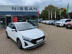 Weiß Neu 2024 Hyundai i20 Limousine | 17.999 € (Fairer Preis)