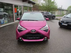 Violett Gebraucht 2019 Toyota Aygo X-play Kleinwagen | 10.900 € (Fairer Preis)