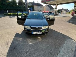 Schwarz Gebraucht 2007 Skoda Fabia Kleinwagen | 1.400 € (Guter Preis)