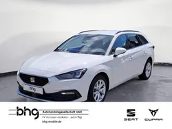 Weiß Gebraucht 2024 Seat Leon Style Limousine | 25.320 € (Superpreis)