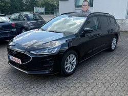 Schwarz Gebraucht 2022 Ford Focus Cool & Connect Kombi | 19.500 € (Superpreis)