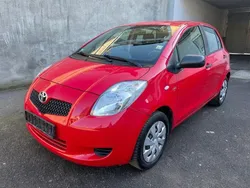 Rot Gebraucht 2006 Toyota Yaris Luna Kleinwagen | 4.900 € (Teuer)