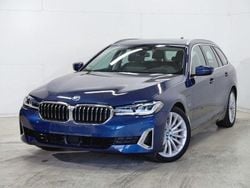 Phytonicblau brillant Gebraucht 2023 BMW 530e Luxury Line Kombi | 39.480 € (Fairer Preis)