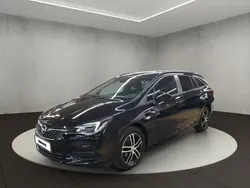 Onyx schwarz (metallic) Gebraucht 2022 Opel Astra Edition Kombi | 13.950 € (Guter Preis)