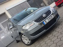 Grau Gebraucht 2008 VW Touran Trendline Van / Kleinbus | 2.800 € (Guter Preis)