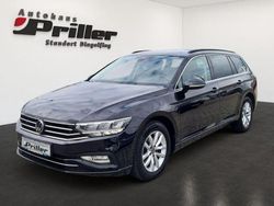 Deep black perleffekt Gebraucht 2021 VW Passat Business Kombi | 23.900 € (Fairer Preis)