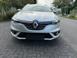 Silber Gebraucht 2019 Renault Mégane IV LIMITED Limousine | 14.500 € (Fairer Preis)