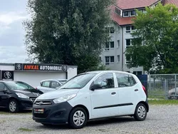 Weiß Gebraucht 2012 Hyundai i10 Edition Kleinwagen | 3.500 € (Fairer Preis)