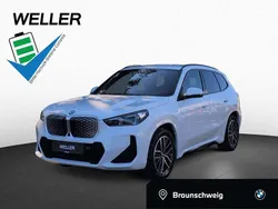 Alpinweiss Neu 2025 BMW iX1 Comfort Edition SUV | 56.970 € (Etwas zu teuer)