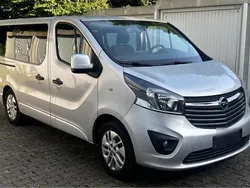 Silber Gebraucht 2015 Opel Vivaro Van | 19.990 €