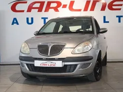 Grau Gebraucht 2004 Lancia Ypsilon Kleinwagen | 1.888 € (Teuer)
