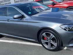 Gebraucht 2016 Mercedes E220 Avantgarde Limousine | 25.000 € (Etwas zu teuer)