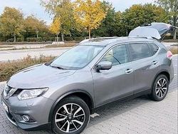 Grau Gebraucht 2015 Nissan X-Trail SUV | 11.299 € (Fairer Preis)