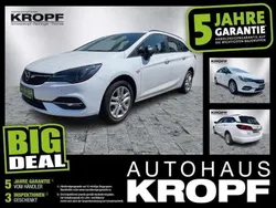 Schneeweiss/summitwhite/arctic Gebraucht 2021 Opel Astra Edition Kombi | 17.390 € (Fairer Preis)