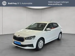 Weiß Gebraucht 2022 Skoda Fabia Ambition Limousine | 17.890 € (Fairer Preis)