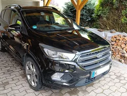 Schwarz Gebraucht 2018 Ford Kuga ST-Line SUV | 13.499 € (Fairer Preis)
