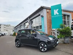 Schwarz Gebraucht 2023 Fiat Panda Cross Cross Kleinwagen | 11.699 € (Fairer Preis)