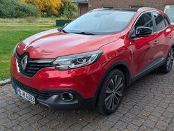 Rot Gebraucht 2015 Renault Kadjar Bose Edition SUV | 10.900 € (Etwas zu teuer)