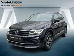 Schwarz Gebraucht 2022 VW Tiguan Life SUV | 27.580 € (Fairer Preis)