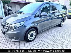 Grau Gebraucht 2020 Mercedes Vito Van / Kleinbus | 18.890 € (Fairer Preis)