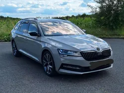 Grau Gebraucht 2019 Skoda Superb SportLine Kombi | 26.990 € (Fairer Preis)