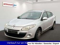 Silber Gebraucht 2011 Renault Mégane GrandTour Expression Kombi | 2.699 € (Guter Preis)