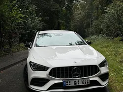 Weiß Gebraucht 2019 Mercedes CLA180 AMG line Limousine | 27.999 € (Teuer)