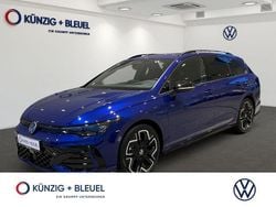 Lapiz blue metallic Neu 2026 VW Golf VIII R-line Kombi | 45.450 € (Teuer)
