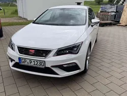 Weiß Gebraucht 2019 Seat Leon FR Limousine | 15.990 € (Fairer Preis)