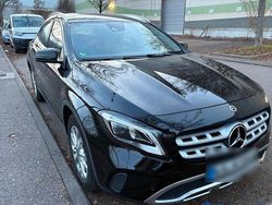 Schwarz Gebraucht 2020 Mercedes GLA180 Urban SUV | 17.500 € (Superpreis)