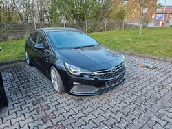 Schwarz Gebraucht 2018 Opel Astra Ultimate Limousine | 14.700 € (Guter Preis)