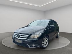 Schwarz Gebraucht 2013 Mercedes B180 Van / Kleinbus | 8.999 € (Fairer Preis)