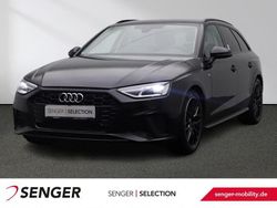 Mythosschwarz Gebraucht 2023 Audi A4 S-Line Kombi | 34.680 € (Etwas zu teuer)