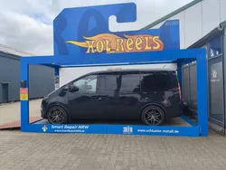 Blau Gebraucht 2024 Hyundai Staria Prime Van | 43.999 € (Guter Preis)