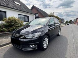 Schwarz Gebraucht 2016 VW Touran Highline Van / Kleinbus | 14.500 € (Guter Preis)