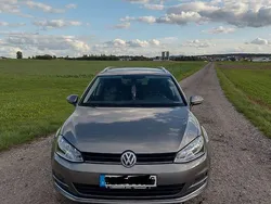 Grau Gebraucht 2016 VW Golf VII Allstar Kombi | 7.990 € (Fairer Preis)