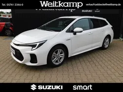 Super white Gebraucht 2023 Suzuki Swace Comfort+ Kombi | 23.990 € (Guter Preis)