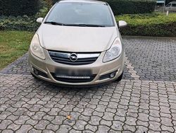 Gelb Gebraucht 2007 Opel Corsa S Kleinwagen | 1.800 € (Fairer Preis)